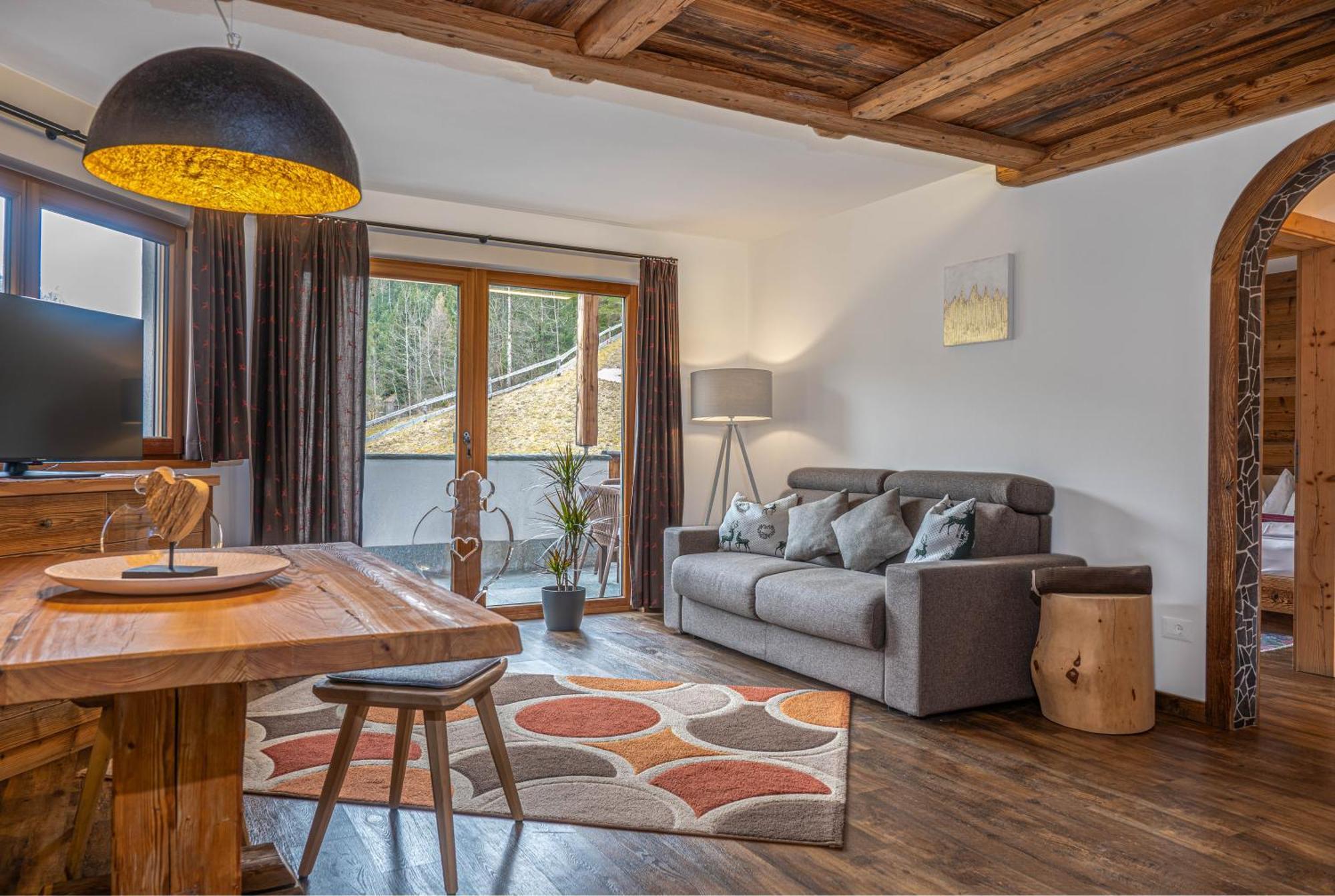Alpine Mountain Aparthotel San Vigilio Di Marebbe