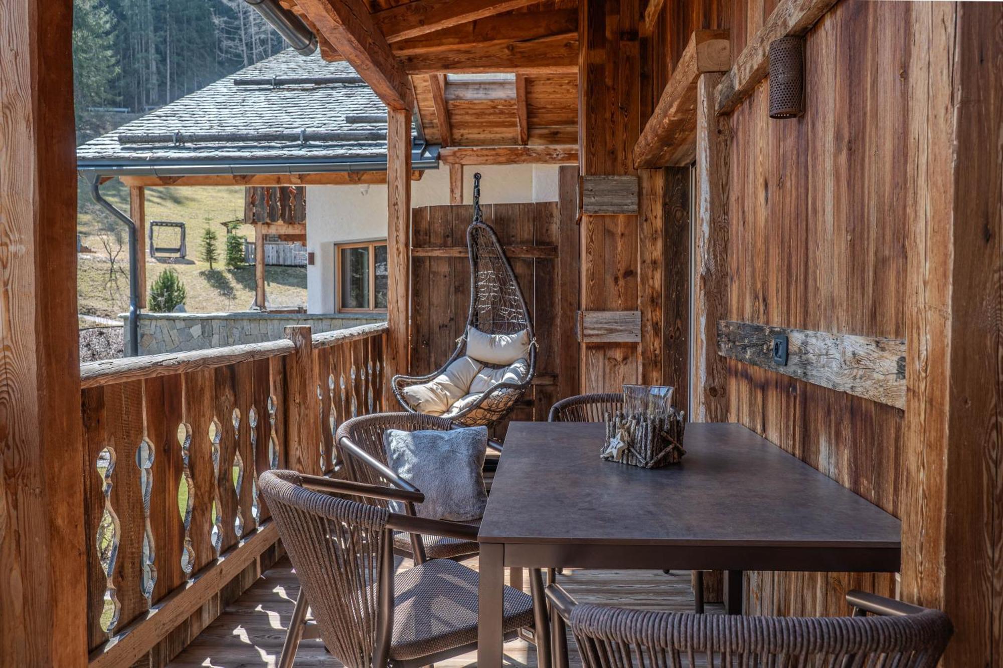 Alpine Mountain 4*